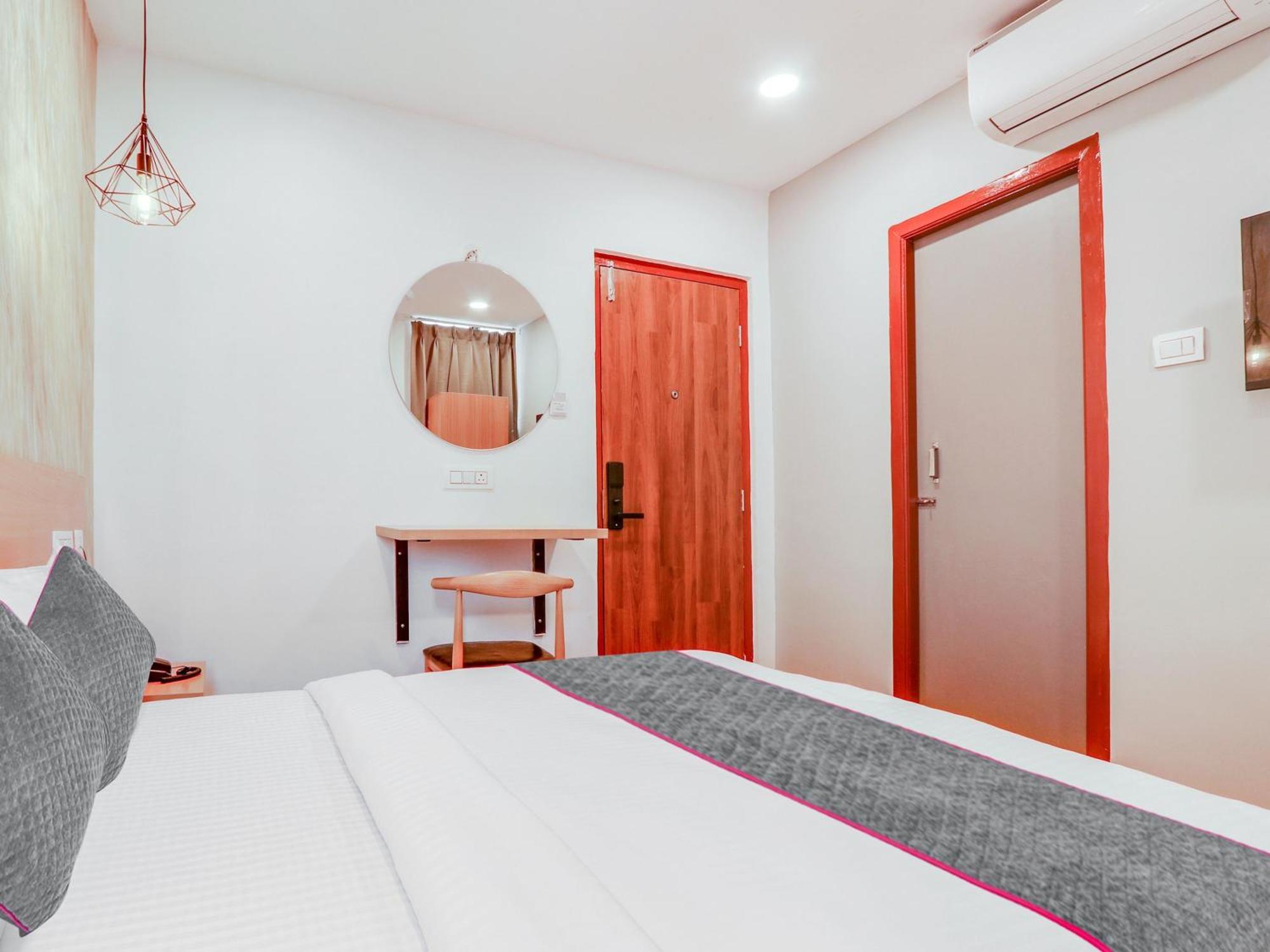 Townhouse Casa Grand Hotel Haidarábád Kültér fotó
